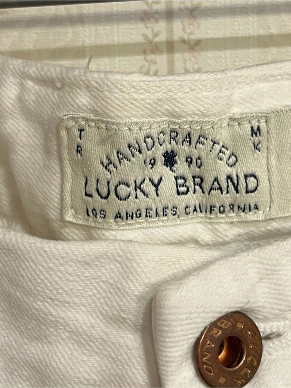 White Cropped Straight-Leg Jeans - Picture 4 of 16